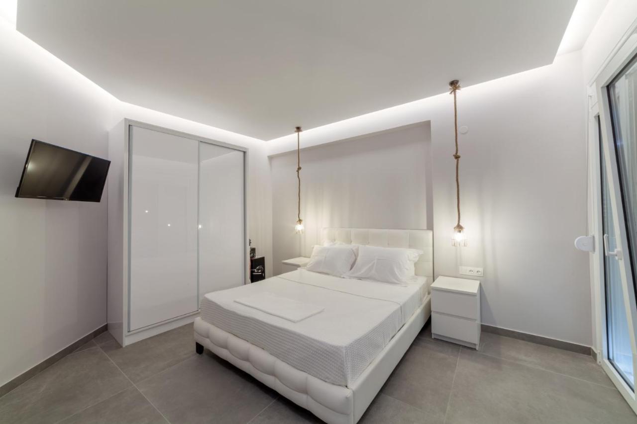 Althea Suites By Rentalspro Services - Nea Moudania Halkidiki Exterior photo