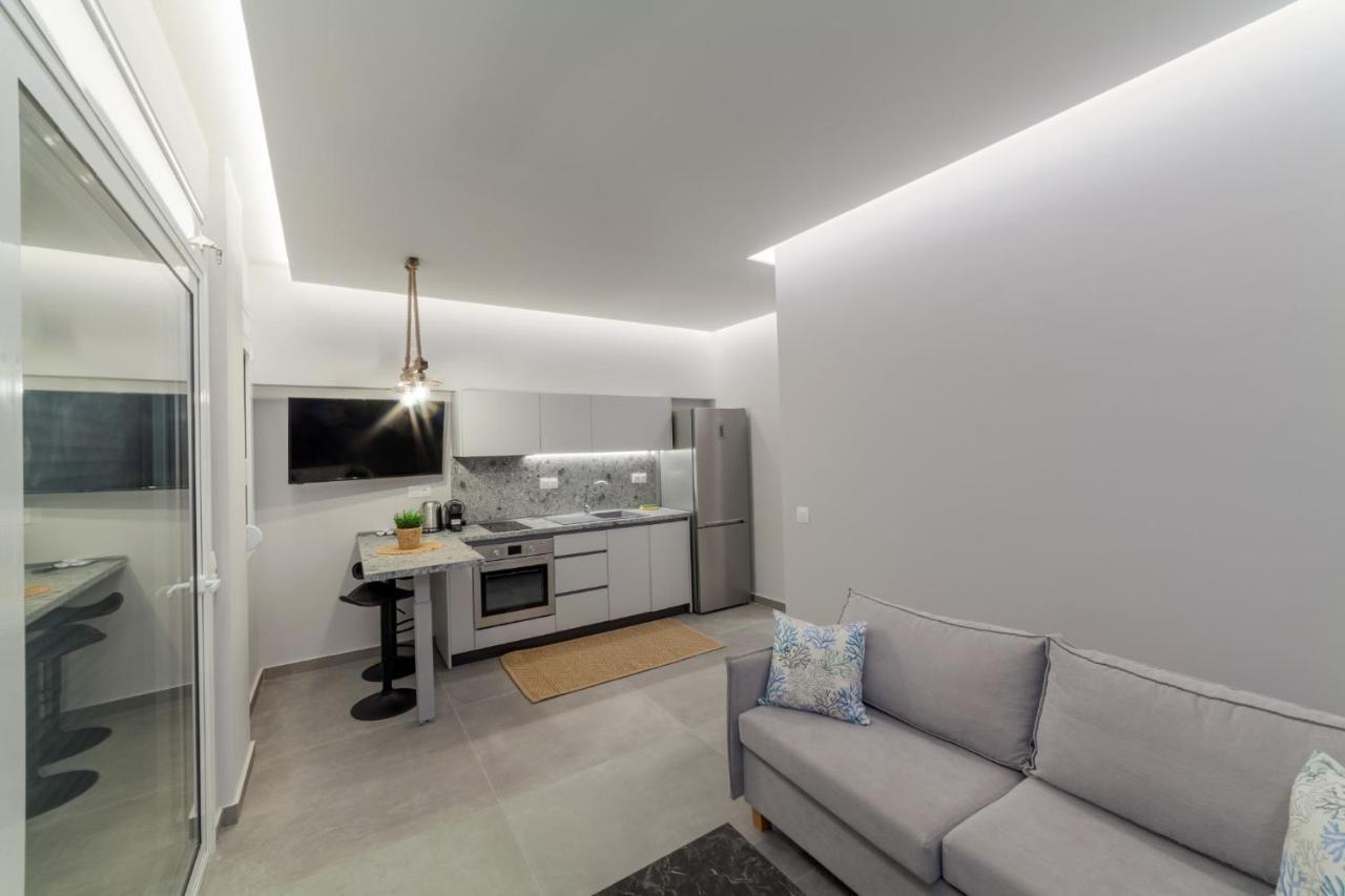 Althea Suites By Rentalspro Services - Nea Moudania Halkidiki Exterior photo