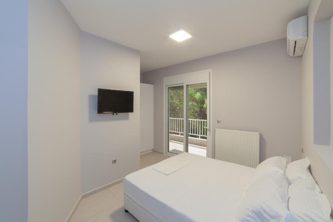 Althea Suites By Rentalspro Services - Nea Moudania Halkidiki Exterior photo