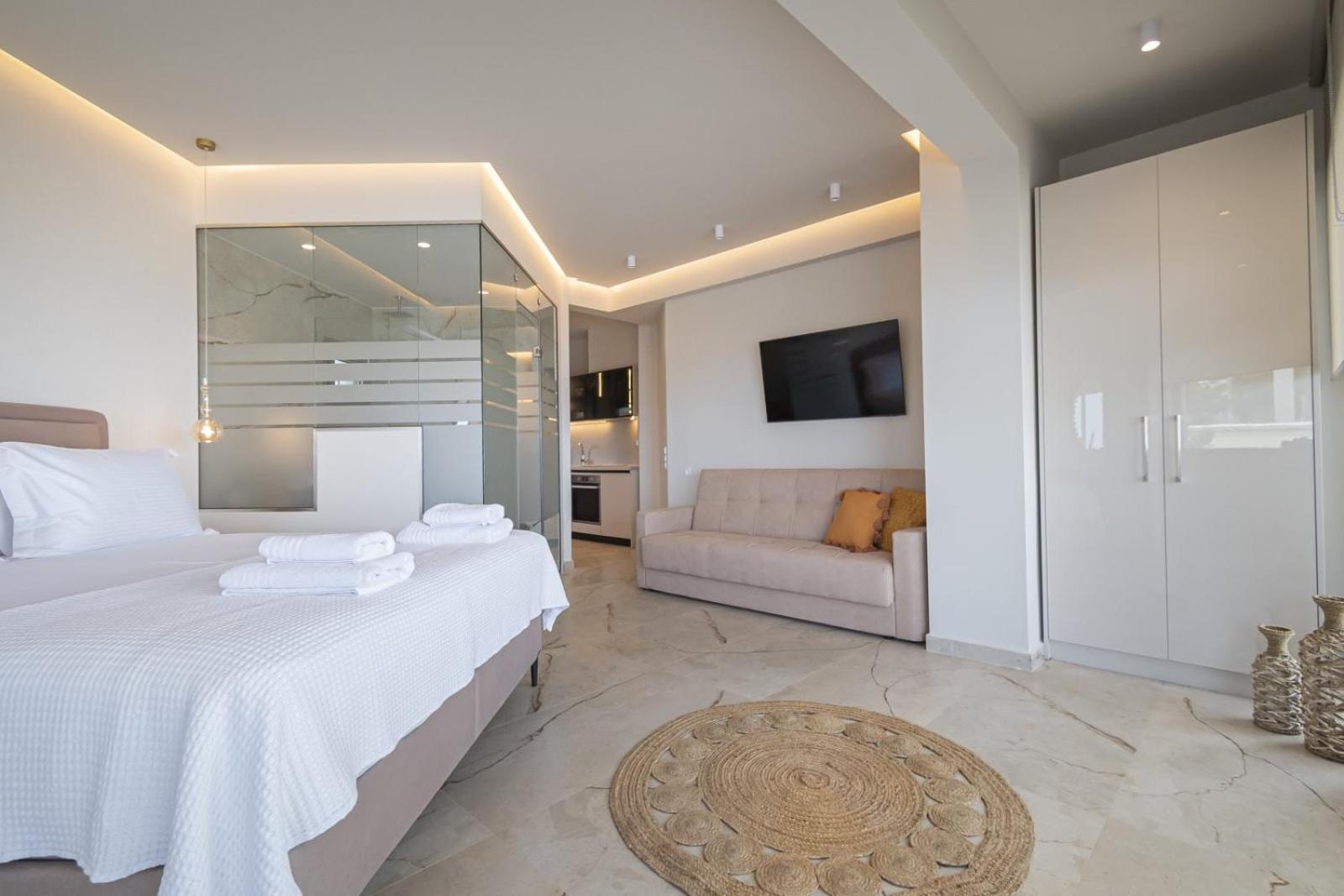 Althea Suites By Rentalspro Services - Nea Moudania Halkidiki Exterior photo